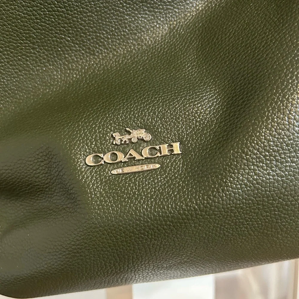 Coach Skylar Hobo Pebble Leather Handbag Cargo Green - Picture 3 of 11
